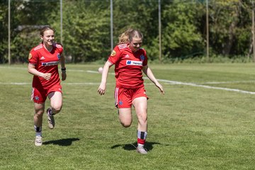 Bild 35 - wBJ Hamburger SV - Hertha BSC : Ergebnis: 5:2